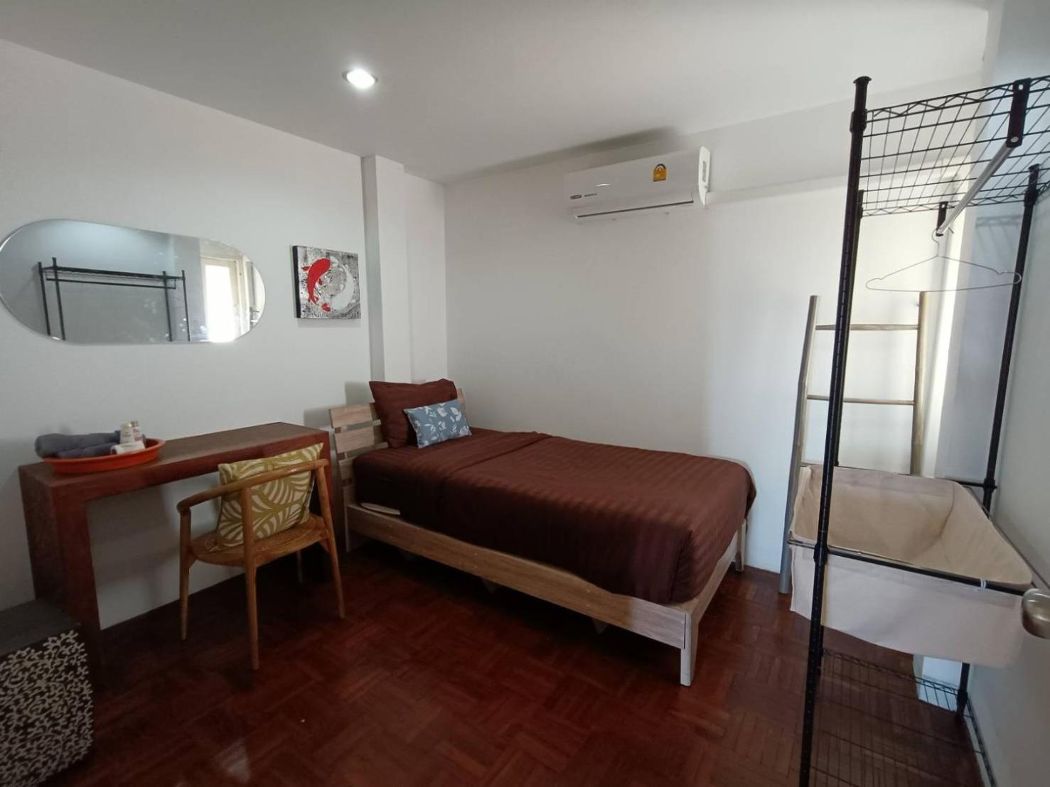 Ferienwohnung 8Th House @ Center Of Chiangmai Old Town Chiang Mai Exterior foto